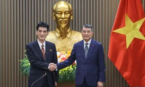 Thủ tướng Lê Minh Hưng tiếp Đại sứ Triều Tiên tại Việt Nam