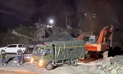 Sập mỏ đá ở Thanh Hóa, 3 người chết và mất tích