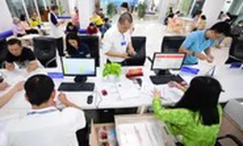 Cán bộ lãnh đạo, quản lý không hoàn thành nhiệm vụ từ 2 quý liên tiếp trở lên sẽ bị thay thế