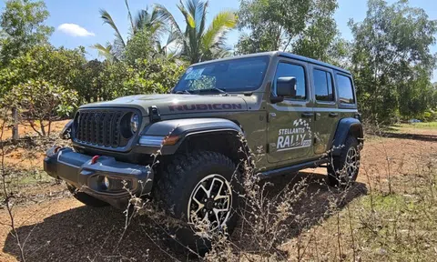 Cận cảnh SUV địa hình Jeep Wrangler - nâng cấp vận hành off-road