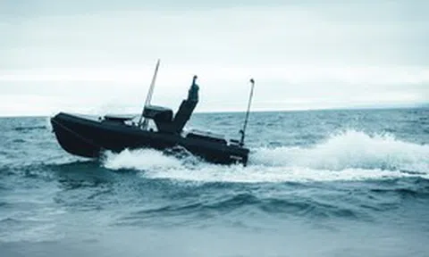 Xuồng không người lái Đức giám sát “hạm đội bóng tối” ở biển Baltic