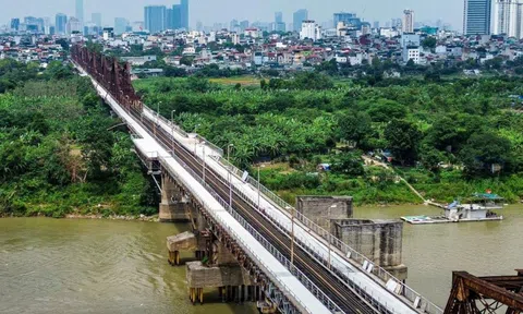 Cầu Long Biên thông xe trở lại sau 2 tháng sửa chữa