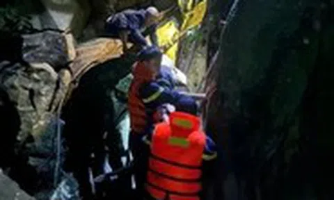 Đi chơi cùng bạn, nữ sinh 16 tuổi rơi xuống thác sâu 8m tử vong