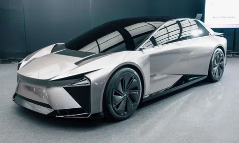 Toyota dừng phát triển sedan thuần điện Lexus thế hệ mới