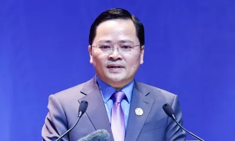 Sớm hình thành chủ trương 'lương đủ sống' thay thế lương tối thiểu