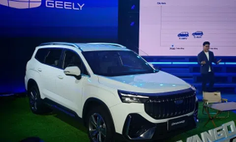 Geely Coolray giá từ 599 triệu, Okavango khởi điểm 739 triệu đồng
