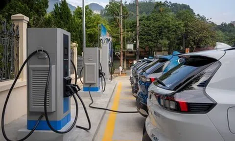 Ôtô điện được miễn lệ phí trước bạ lần đầu đến hết năm 2030