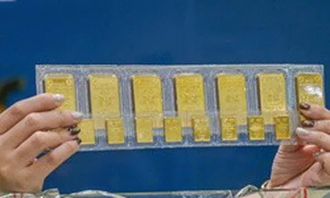 Giá vàng trồi sụt, nên cắt lỗ hay mua thêm?