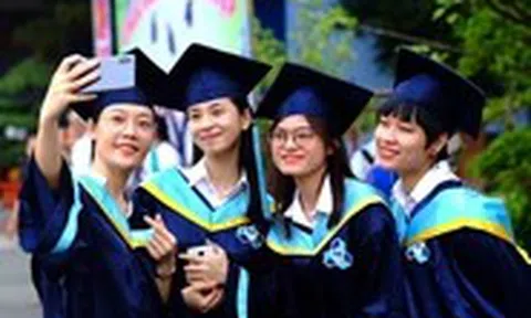 Phải giữ niềm tin vào tấm bằng đại học