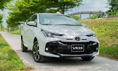 Giá xe sedan tầm 500-600 triệu đồng giảm sâu mùa giữa năm