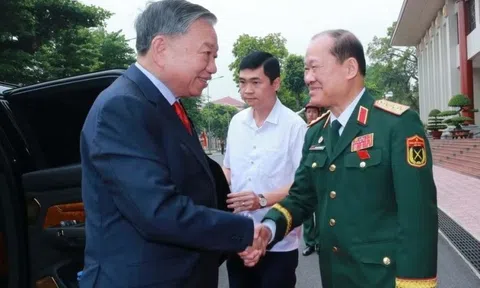 Khai mạc trọng thể Đại hội đại biểu toàn quốc Hội Cựu chiến binh Việt Nam lần 8