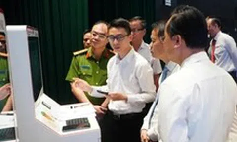 Đà Nẵng ra mắt 11 trạm dịch vụ công số phục vụ dân