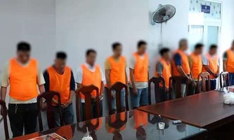 Đánh sập đường dây cá độ bóng đá qua mạng, giao dịch hơn 2 tỷ đồng