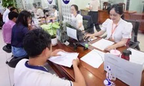 Bộ Nội vụ hướng dẫn mới về chế độ tinh giản biên chế với trưởng thôn, tổ trưởng dân phố