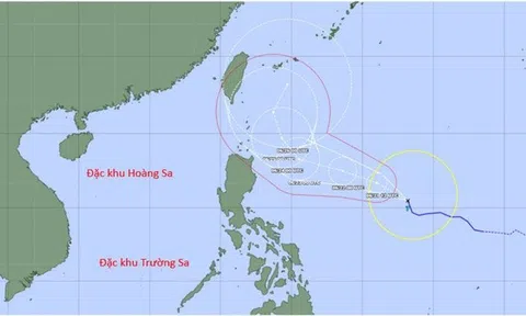 Bão Mekhala mạnh lên 2 cấp, chưa có dấu hiệu vào Biển Đông