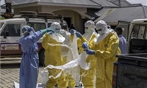 Quốc tế khẩn cấp tăng viện trợ giúp CHDC Congo chống Ebola