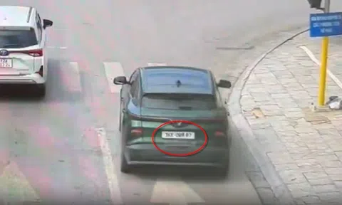 Tài xế dùng băng keo che biển số xe né phạt nguội