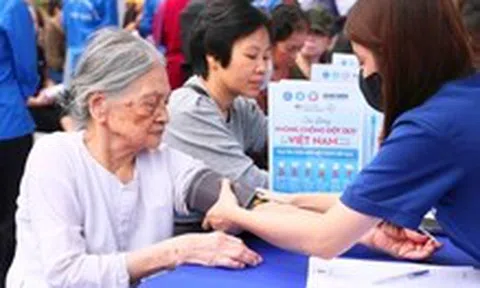 Chính phủ mở rộng khám sức khỏe miễn phí cho người cao tuổi từ năm 2026