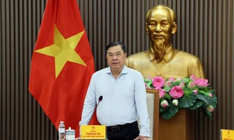 Nghiên cứu, triển khai dự án xây dựng kho dự trữ xăng dầu khu vực Bắc Lào