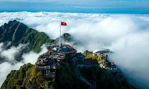 Không phải do không khí mát lạnh, đây mới là lý do chính khiến Sa Pa “gây sốt” giữa mùa hè