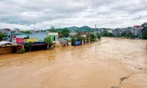 Vùng núi và trung du Bắc Bộ vào đợt mưa lớn, có nơi trên 250mm