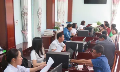 Thu hồi tiền hỗ trợ hơn 400 cán bộ không đủ điều kiện sau sáp nhập