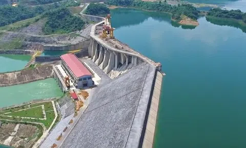 Lệnh mở cửa xả đáy hồ thủy điện Tuyên Quang