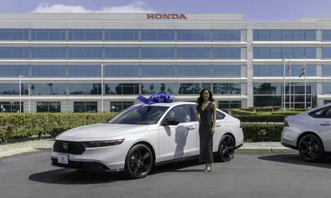Bị khai tử tại Việt Nam, Honda Accord bán đắt như tôm tươi ở Mỹ