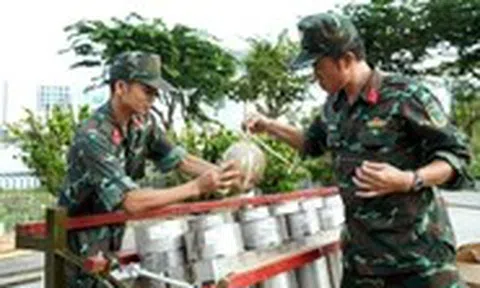 Cận cảnh trận địa pháo hoa tại trung tâm TP.HCM chuẩn bị khai hỏa vào tối 2-7