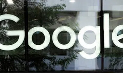 Google chi 10 triệu USD mua dữ liệu Spirit Airlines phục vụ AI