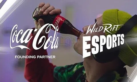 Bật tung hứng khởi giờ giải lao với Coca-Cola và Esport Liên Minh Huyền Thoại