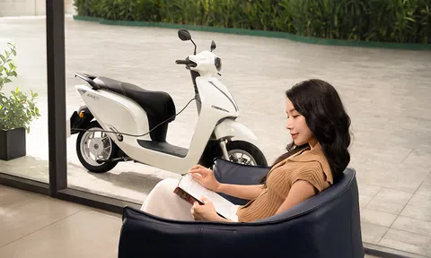 Đột phá công nghệ Sạc tích hợp của Dat Bike mang về giải thưởng “Giải pháp thúc đẩy chuyển đổi xanh” tại Better Choice Awards