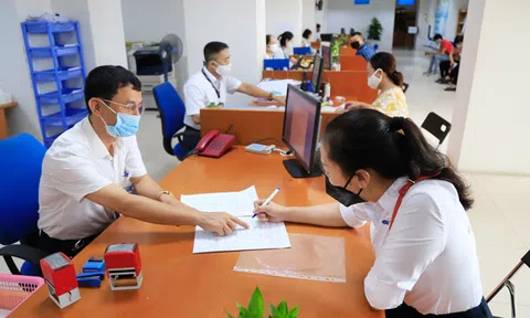 Thêm hỗ trợ vượt qua ''bão'' dịch